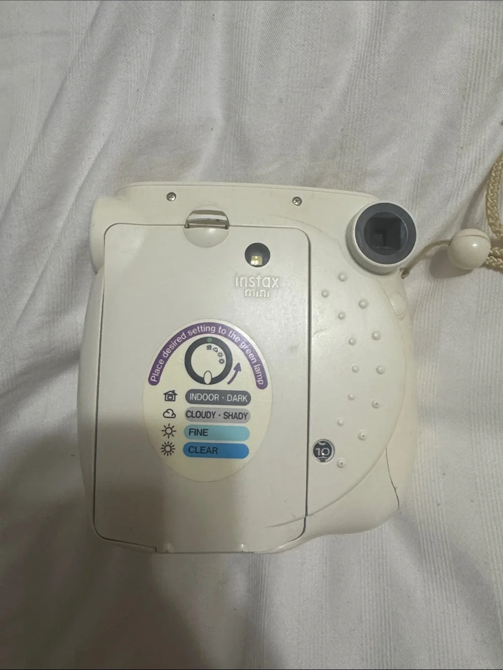 Fujifilm Instax Mini 7S Instant Camera - Cream/Off-White